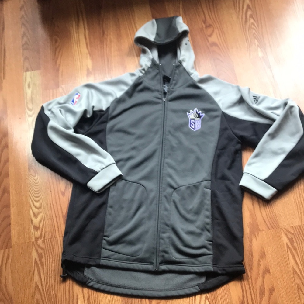 Sacramento Kings Gray and Black Hooded Jacket